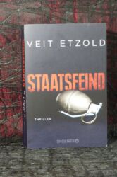 Staatsfeind von Veit Etzold - Coverfoto